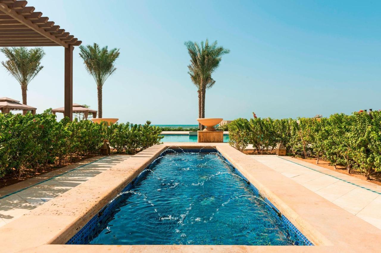Ajman Saray, A Luxury Collection Resort, Ajman Ngoại thất bức ảnh The Cove Rotana Resort